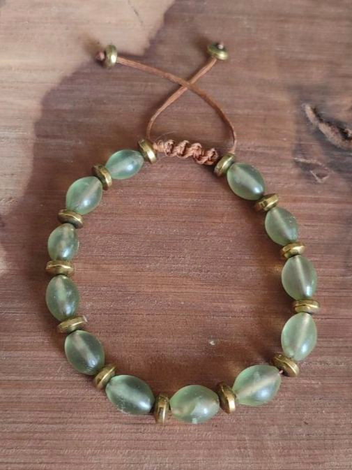 دستبند زبرجد «تعادل نور و سایه»«فراوانی ایمن»