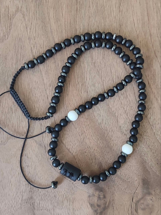 💫 کاربرد: محافظت روحی و فیزیکی در طول روز، افزایش اعتمادبهنفس و تمرکز در تصمیمگیریها ، همراه روزمره مردان شجاع و هدفمند