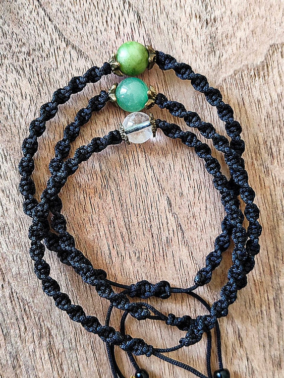 💫 کاربرد: این دستبند برای سلامت کامل جسم، پاکسازی انرژی منفی و تقویت انرژی حیاتی طراحی شده است.