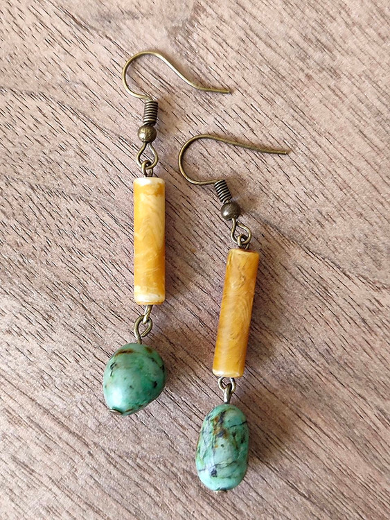 💫 کاربرد: «نسیم زمین» گوشوارهای است برای روزهایی که میخواهید حس آرامش و اتصال به طبیعت را همراه خود داشته باشید.